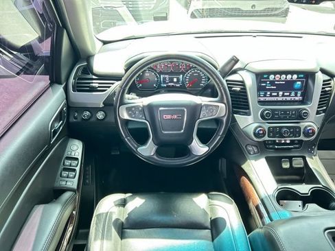 Used 2018 GMC Yukon SLT w/ Open Road Package AWD/4WD image 28