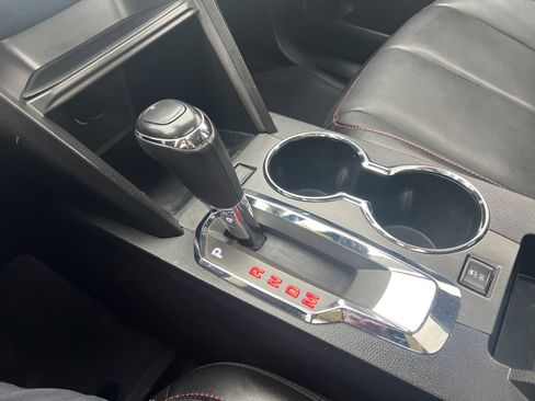 Used 2017 GMC Terrain SLT w/ Open Road Package image 25