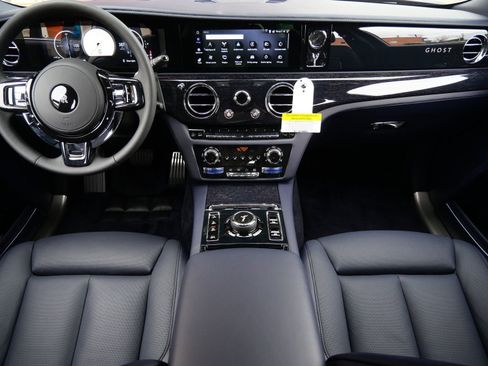 New 2026 Rolls-Royce Ghost Extended Wheelbase image 4