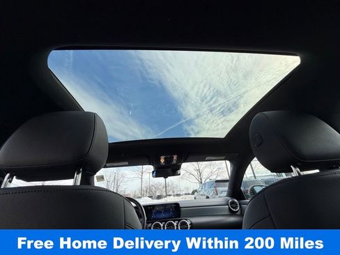 Used 2025 Mercedes-Benz CLA 250 image 32