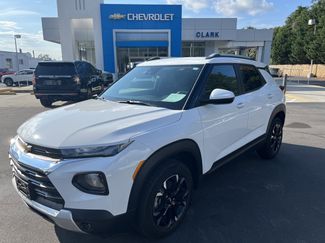 Used 2023 Chevrolet TrailBlazer LT image 1