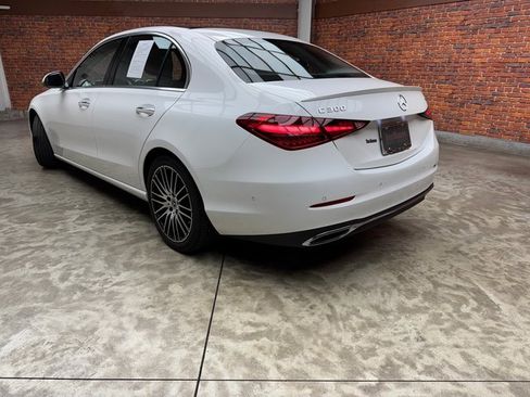 Used 2023 Mercedes-Benz C 300 4MATIC Sedan image 3