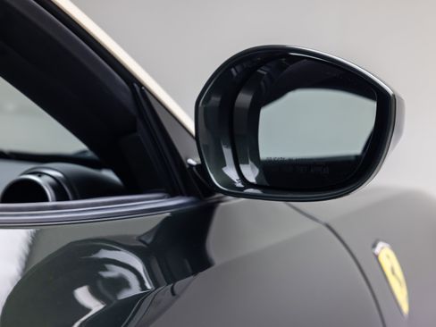 Certified 2019 Ferrari Portofino RWD image 26