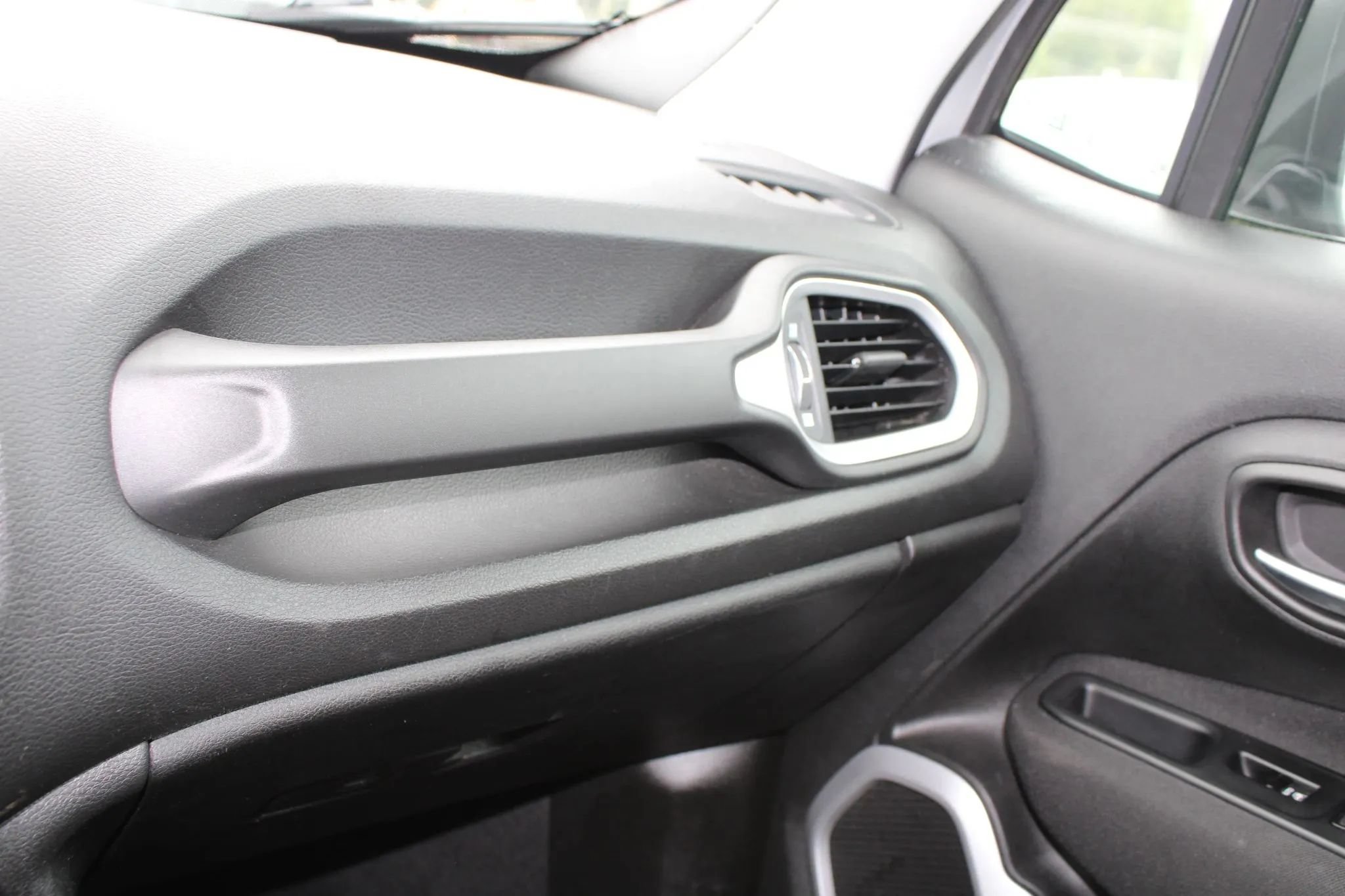 Used 2021 Jeep Renegade Sport AWD/4WD image 21
