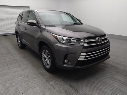Used 2017 Toyota Highlander Limited image 13