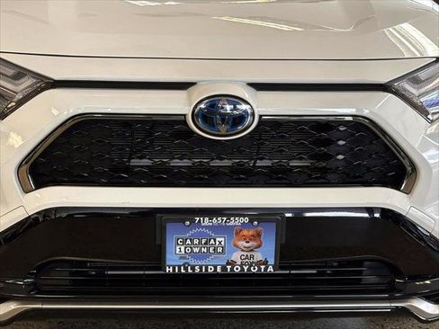 Certified 2023 Toyota RAV4 SE image 15