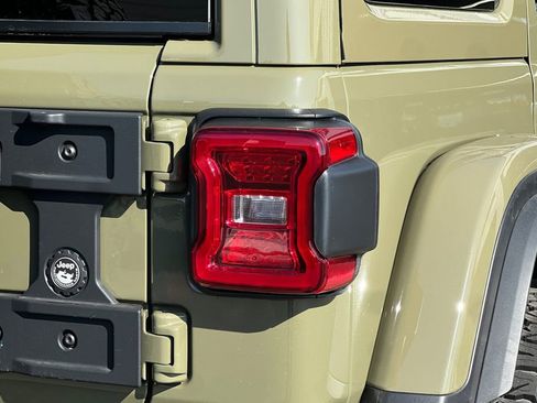 New 2026 Jeep Wrangler Unlimited Rubicon image 27