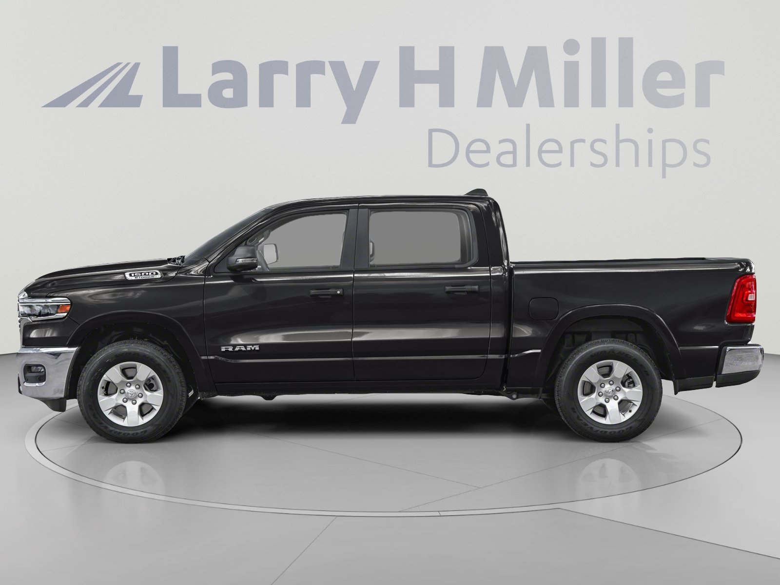 Used 2025 RAM 1500 Big Horn RWD image 3