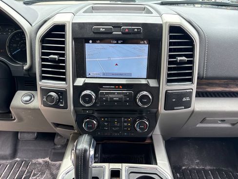 Used 2018 Ford F150 Lariat AWD/4WD image 22