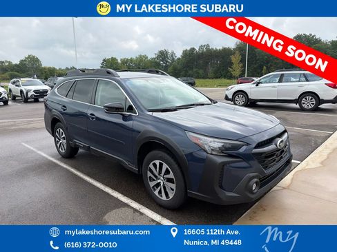 Certified 2023 Subaru Outback Premium AWD/4WD image 1
