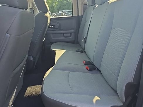 Used 2024 RAM 1500 Classic SLT AWD/4WD image 8
