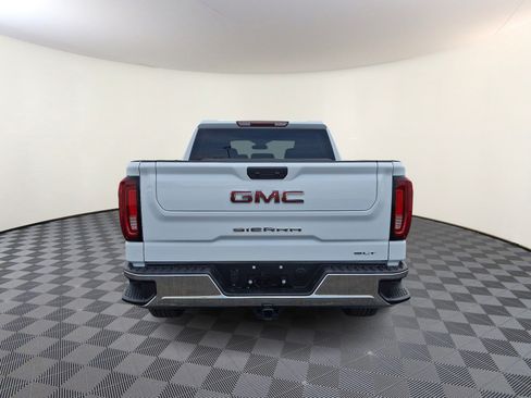 Used 2025 GMC Sierra 1500 SLT AWD/4WD image 6