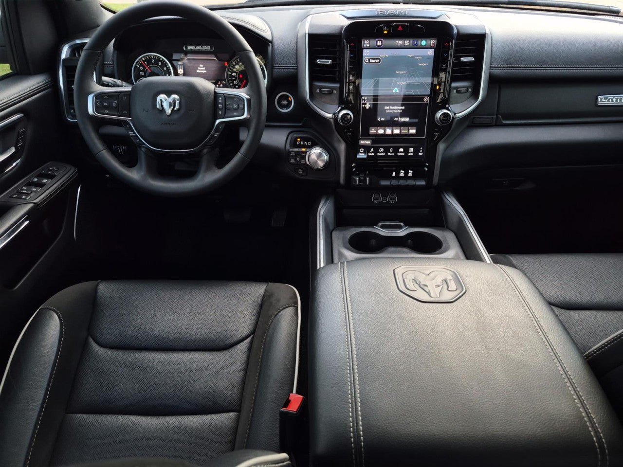 Used 2025 RAM 1500 Laramie w/ Laramie Southwest Edition AWD/4WD image 17
