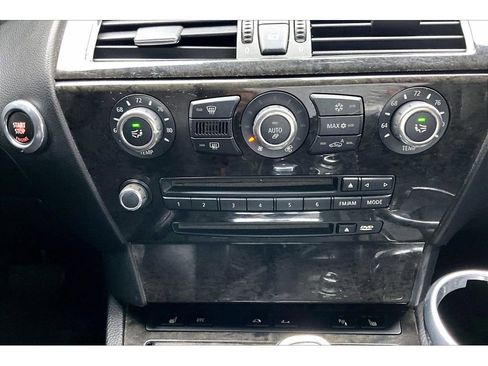Used 2009 BMW 650i Convertible RWD image 29