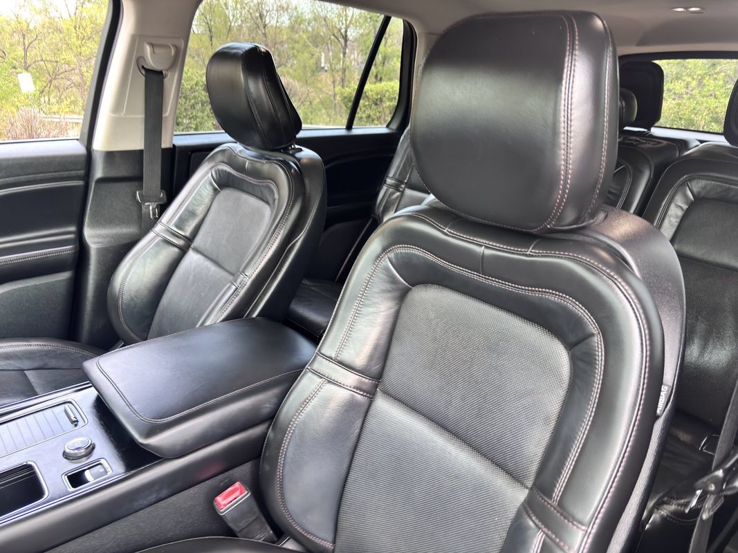 Used 2020 Lincoln Aviator Reserve RWD image 19