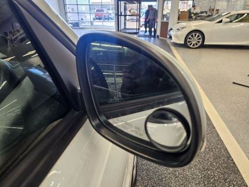 Used 2018 Volkswagen Tiguan Limited AWD/4WD image 32