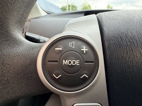 Used 2011 Toyota Prius Three FWD image 58