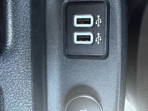 Used 2020 Ford Transit Connect XL FWD image 21