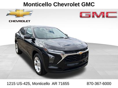 Used 2025 Chevrolet Trax LS w/ LS Convenience Package