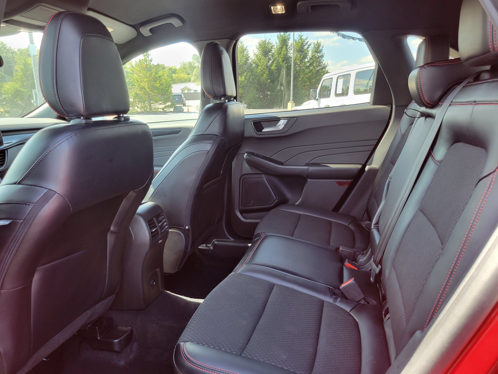 Certified 2023 Ford Escape ST-Line w/ Tech Pack #1 AWD/4WD image 24