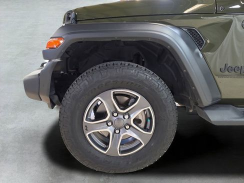 Used 2023 Jeep Wrangler Sport AWD/4WD image 25