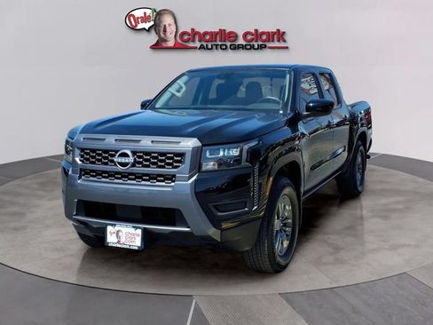 Used 2026 Nissan Frontier SV RWD image 1