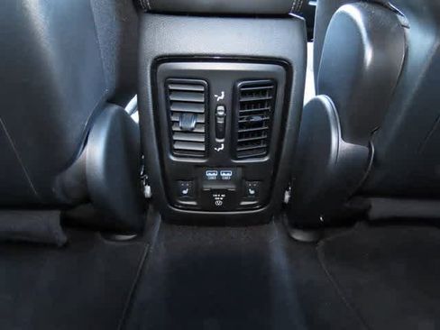 Used 2022 Dodge Durango GT image 24