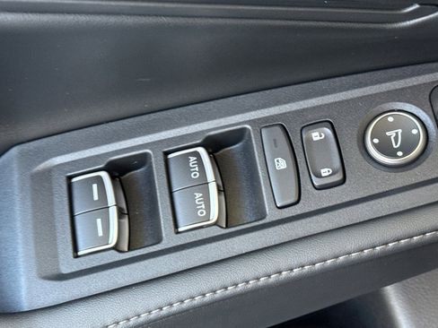 Used 2025 Honda Accord Sport image 13