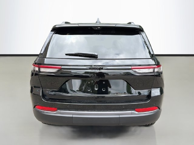 New 2026 Jeep Grand Cherokee Limited AWD/4WD image 6