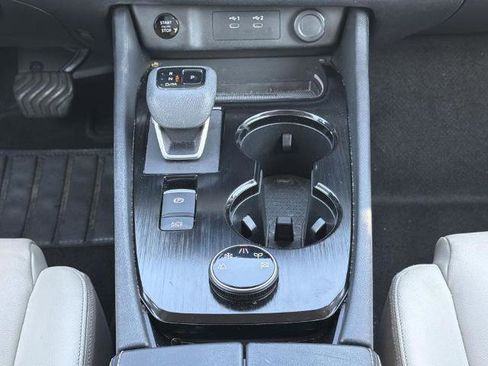 Certified 2025 Nissan Rogue SL AWD/4WD image 5
