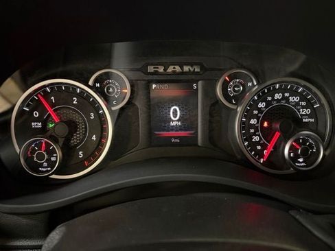 New 2026 RAM 5500 Tradesman w/ Chrome Appearance Group AWD/4WD image 18