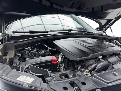 Used 2023 Land Rover Range Rover Velar R-Dynamic S image 13