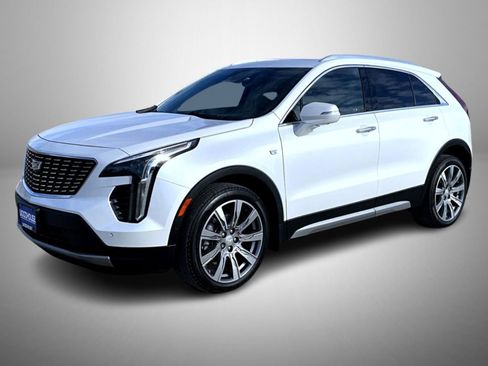 Used 2022 Cadillac XT4 Premium Luxury w/ Enhanced Visibility Package image 1