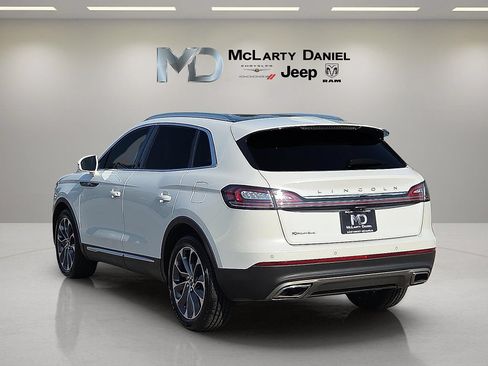 Used 2022 Lincoln Nautilus Reserve FWD image 4