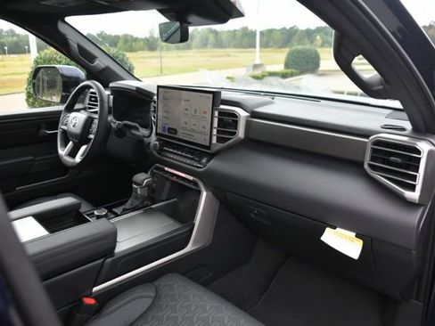 Used 2025 Toyota Sequoia SR5 image 44