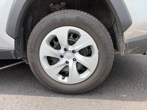 Used 2020 Toyota RAV4 LE w/ All Weather Liner Package AWD/4WD image 10