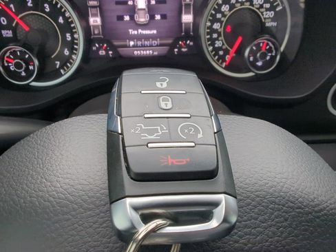 Used 2023 RAM 1500 Laramie image 34