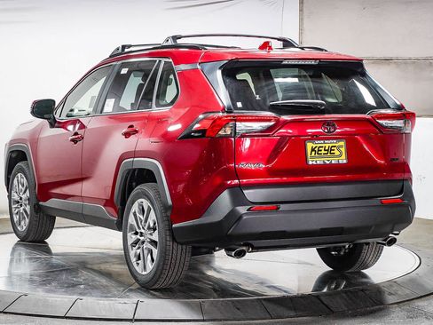 New 2025 Toyota RAV4 XLE Premium image 6