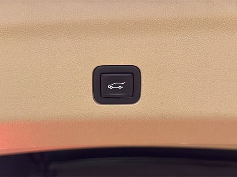 Used 2023 Cadillac Escalade ESV Premium Luxury w/ LPO, Floor Liner Package image 17