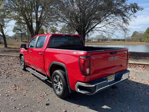 Used 2022 GMC Sierra 1500 Pro w/ Pro Value Package image 3