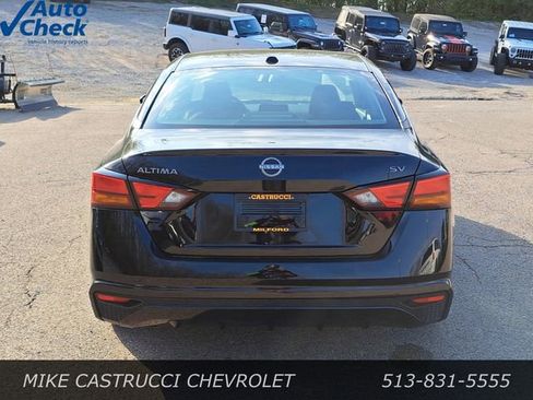 Used 2024 Nissan Altima 2.5 SV FWD image 4
