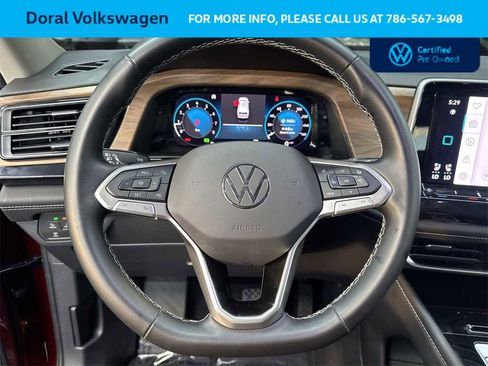 Certified 2025 Volkswagen Atlas SE w/ Black Wheel Package image 15