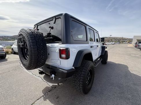 Used 2019 Jeep Wrangler Unlimited Sport S image 5
