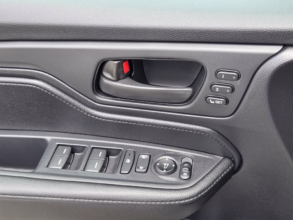 New 2026 Honda Odyssey Sport-L image 15