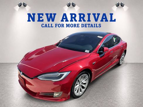 Used 2018 Tesla Model S 75D AWD/4WD image 2