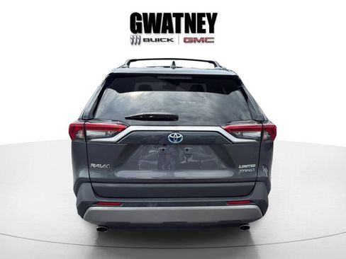 Used 2022 Toyota RAV4 Limited AWD/4WD image 6