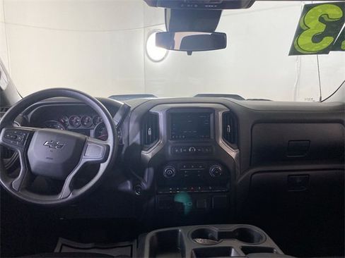 Used 2023 Chevrolet Silverado 1500 Custom Trail Boss w/ LPO, Dark Essentials Package image 10