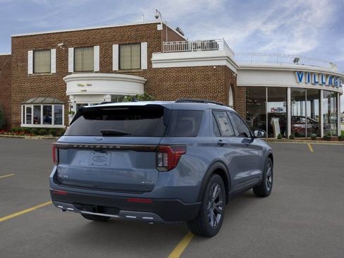 New 2026 Ford Explorer Active AWD/4WD image 8