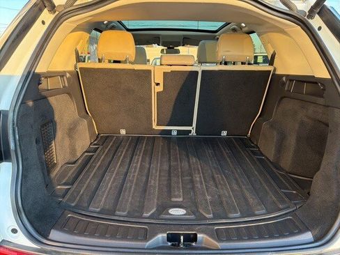 Used 2018 Land Rover Discovery Sport HSE image 52