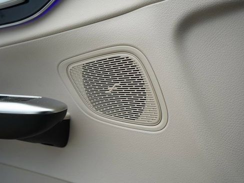 New 2026 Mercedes-Benz GLC 300 image 18